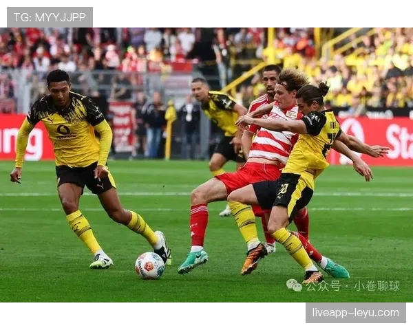 奥格斯堡锋线爆发助球队连胜，士气高涨状态回暖