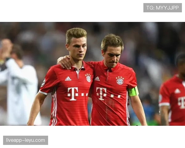 基米希转型全能核心:从防守中场到比赛风格重塑者引关注 基米希转型全能核心:从防守中场到比赛风格重塑者引关注