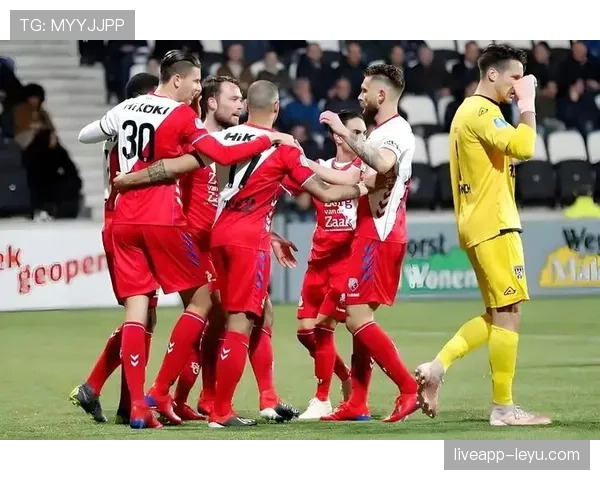 乌德勒支战术革新显成效：稳步提升竞争力，剑指联赛逆袭