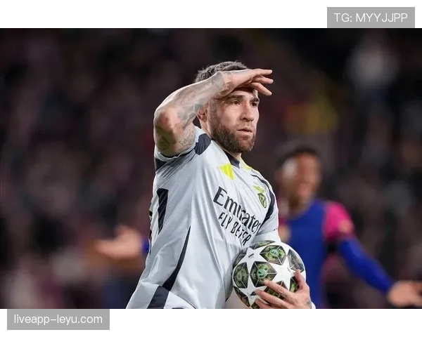 葡超三强争霸白热化:谁将问鼎本赛季冠军? 葡超三强争霸白热化:谁将问鼎本赛季冠军?