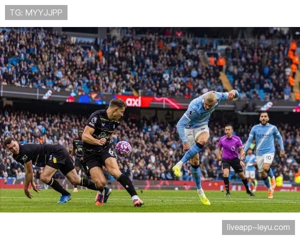 曼城迎战切尔西,争冠关键战引爆英超焦点对决 曼城迎战切尔西,争冠关键战引爆英超焦点对决