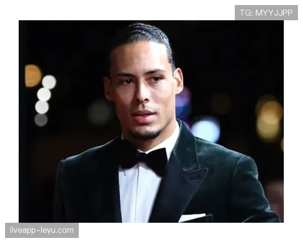 范戴克强势回归，再度跻身世界顶级后卫行列