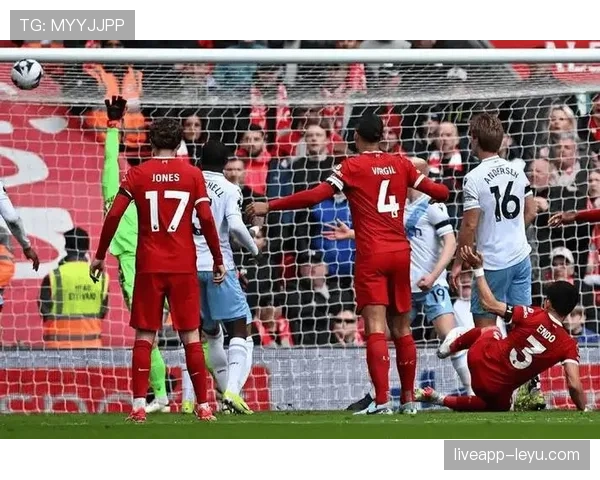 英超多队伤病潮缓解,主力复出助争冠形势再起波澜 英超多队伤病潮缓解,主力复出助争冠形势再起波澜