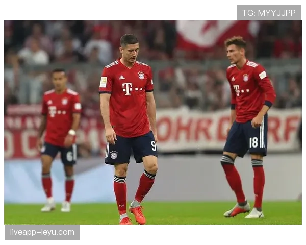 德甲马队逆转取胜,团队精神闪耀赛场 德甲马队逆转取胜,团队精神闪耀赛场