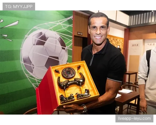 里瓦尔多重返足球圈，出任青少年球队顾问助力新星培养