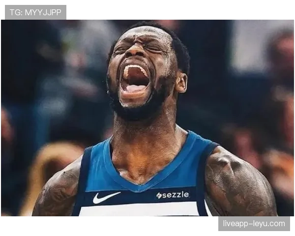 布伦森无球跑动拉开空间 提升尼克斯关键时刻得分效率