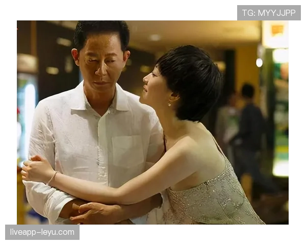 蒋圣龙家的狗吃的都比我一个月工资多